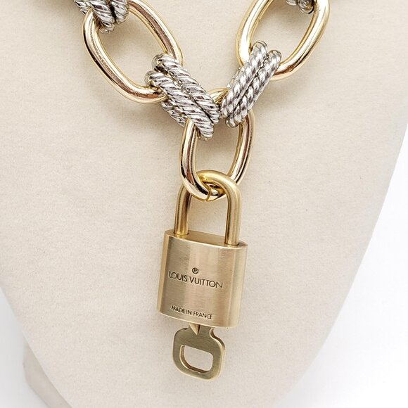 Authentic Louis Vuitton Gold Padlock w/ Unbranded Fashion Geometry Necklace - Picture 3 of 8